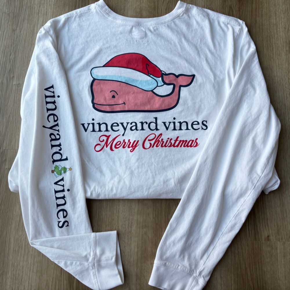 Vineyard Vines Men's Size XL Merry Christmas Santa Whale Graphic T-Shirt